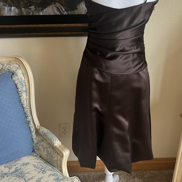 Vera Wang Chocolate Brown Dress Size 10 Satin - Picture 6 of 8